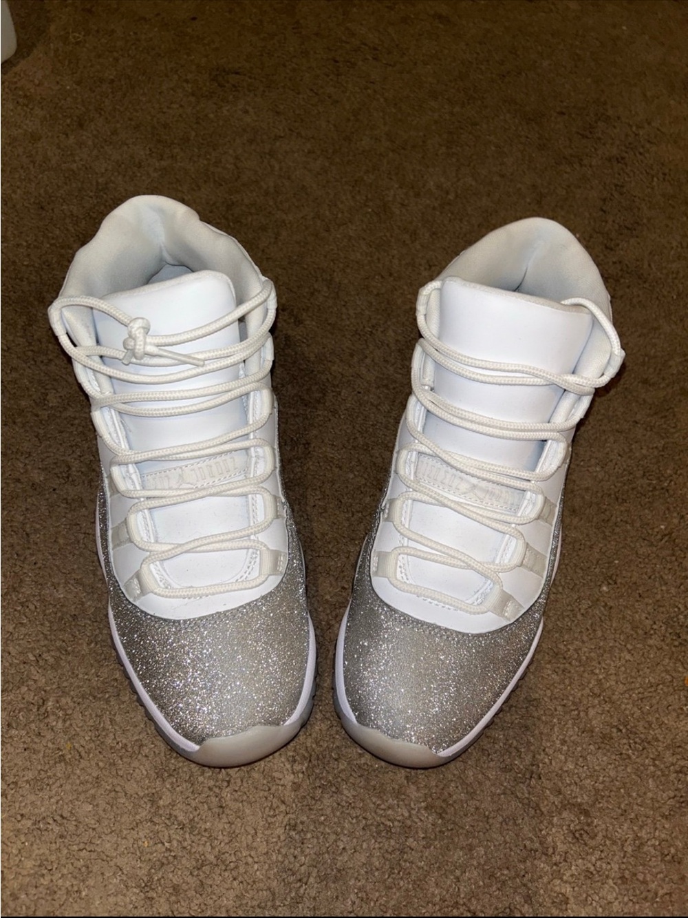 Jordan 11 Metallic Silver